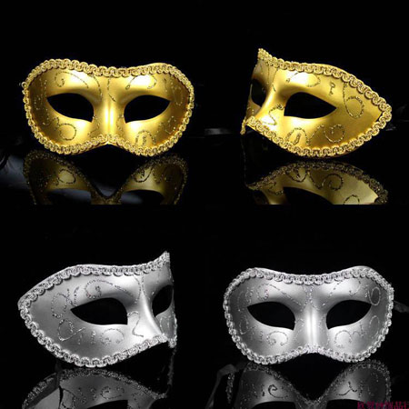 Masques vénitiens en plumes d'or Masques de mascarade en argent pour couples